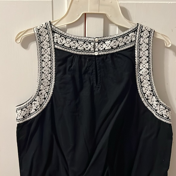 Old Navy tank top - Picture 2 of 3